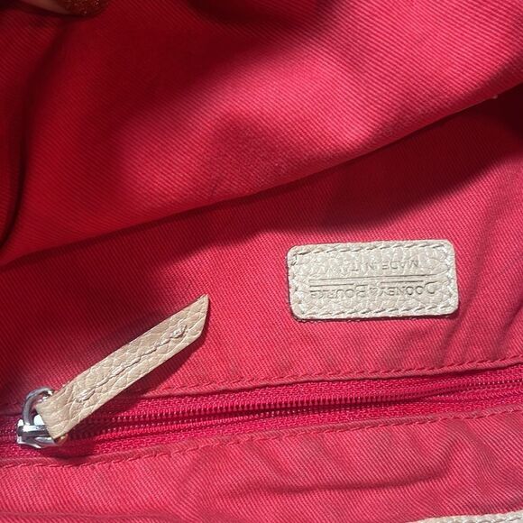 Dooney & Bourke purse - Picture 13 of 14